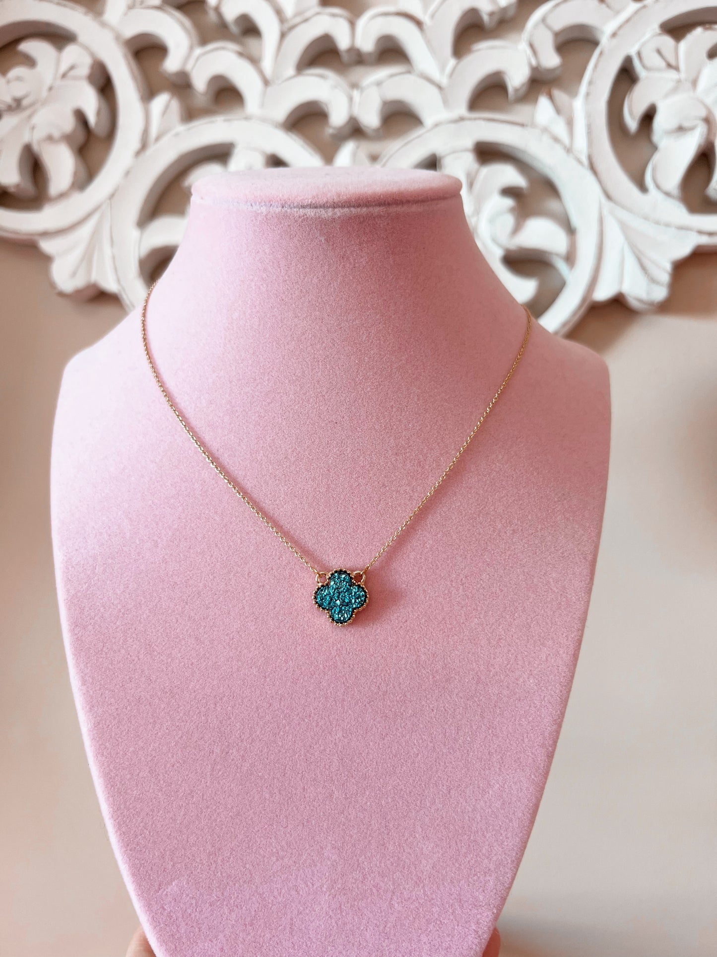 Druzy Flower Necklace - Blue/Gold