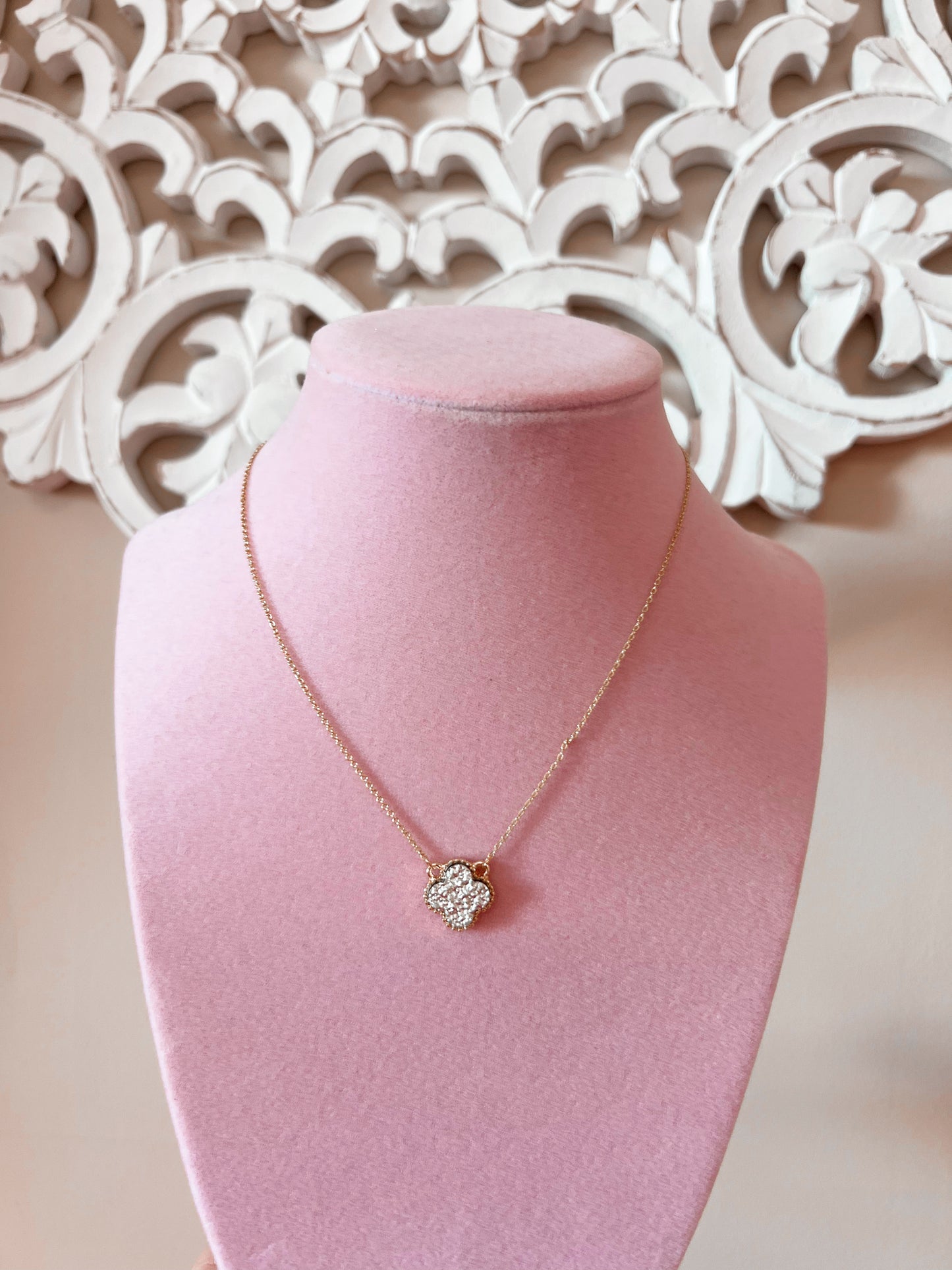 Druzy Flower Necklace - Silver/Gold