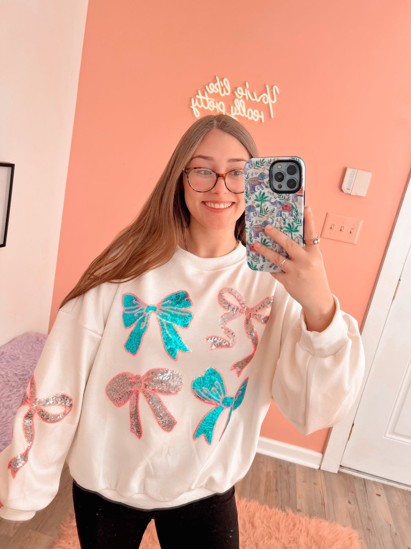 BOWtiful Babe Crewneck
