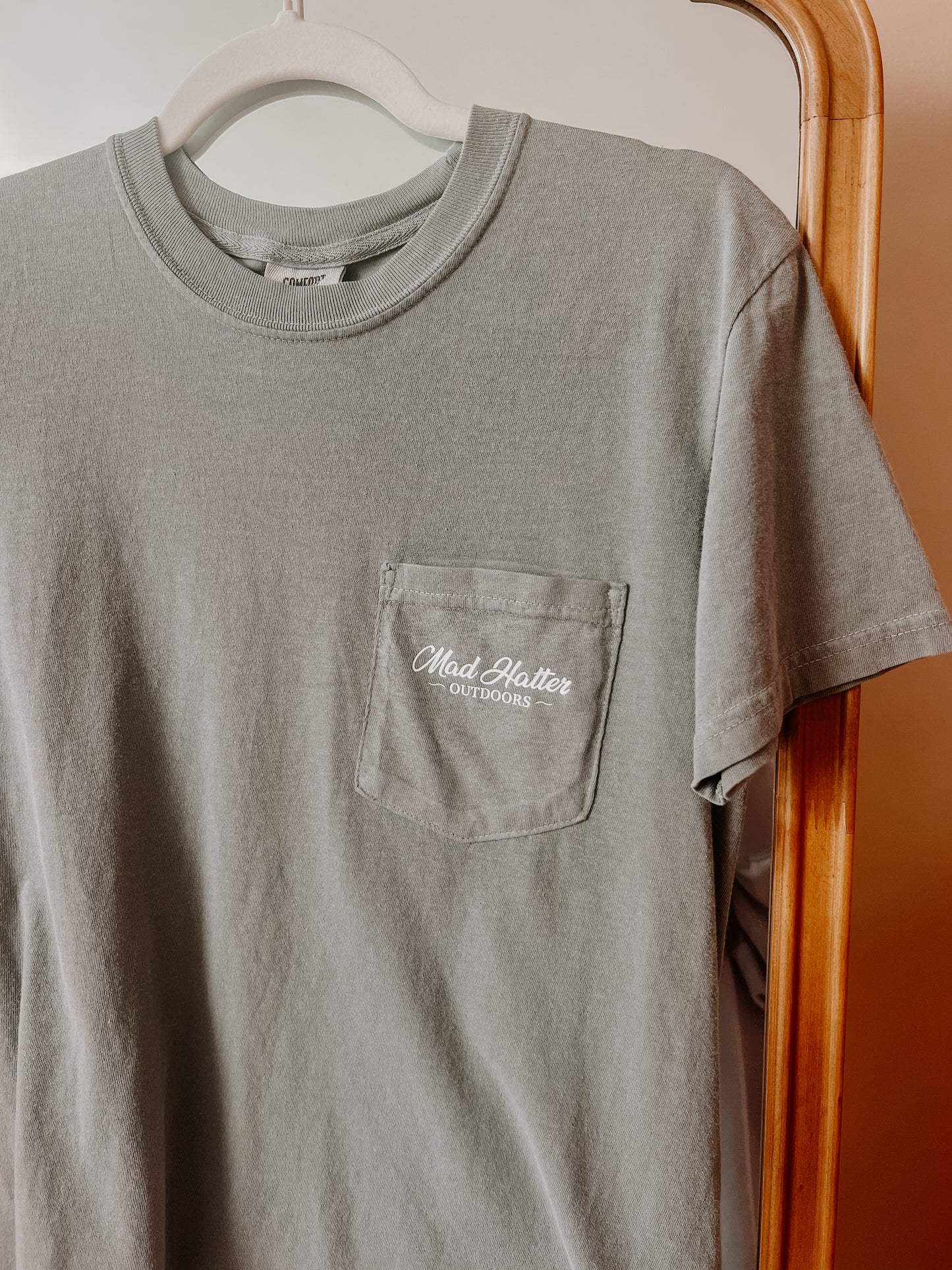 Catch A Buzz Tee